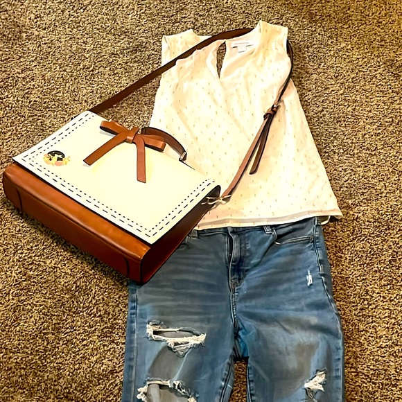 White and Gold tank top - Picture 1 of 7